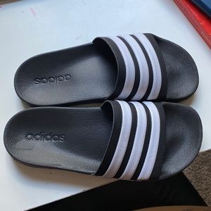 Adidas women slippers black and white